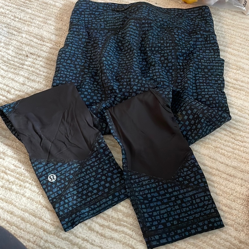 Lululemon capri workout pants. Used like new